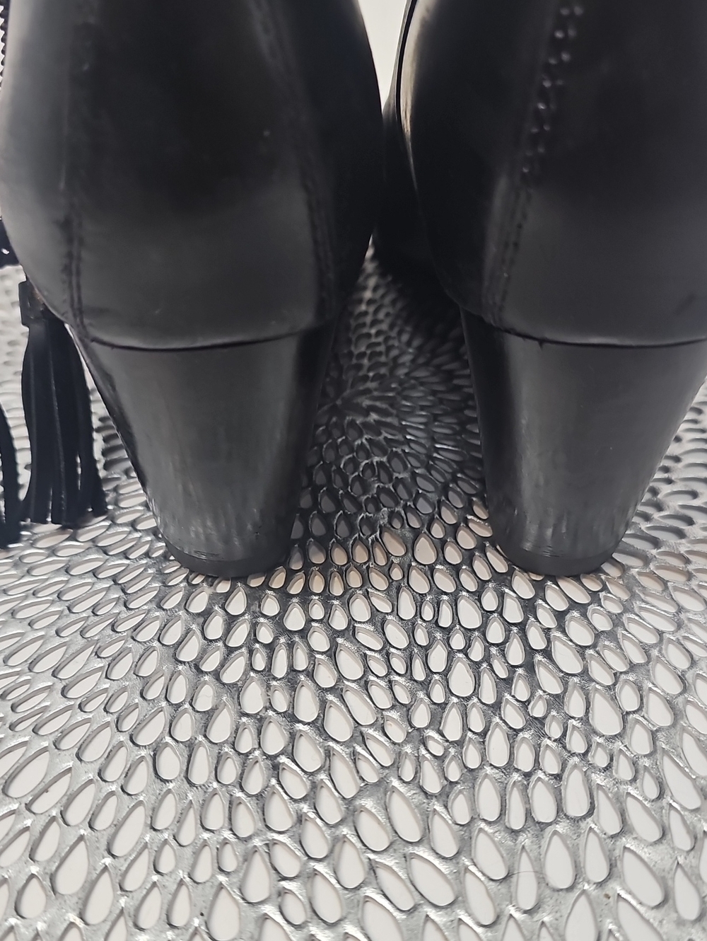 Vionic Black Weather Resistant Booties. - Picture 7 of 14